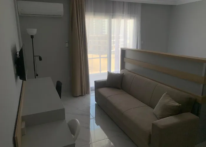 новая студия в Park Апартаменты Trikomo